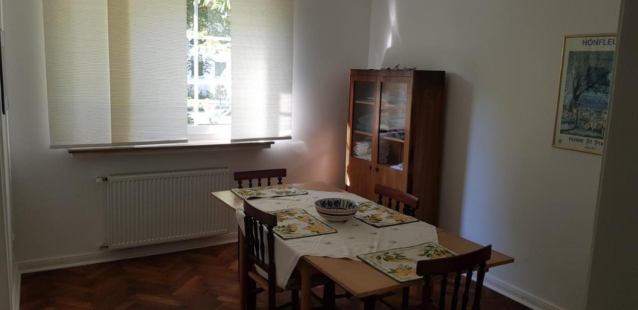Ganze Wohnung Mit Garten เบรเมน ภายนอก รูปภาพ